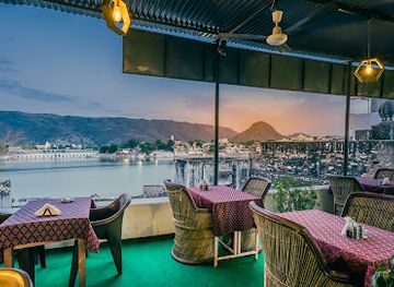 india/pushkar/restaurant/raju-terrace-garden-restaurent