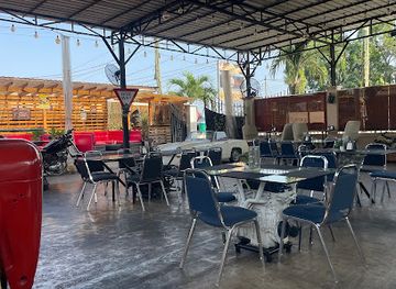 ghana/accra/east-legon/restaurant/food-garage