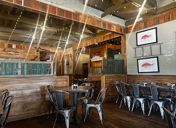 Roux 61 Seafood & Grill