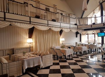 ukraine/kharkiv/constitution-square/restaurant/albatross-restaurant