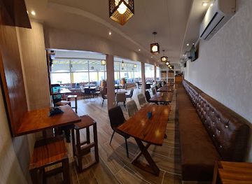 gabon/estuary-province/restaurant/restaurant-eat-vite-awendje