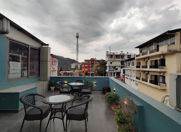 india/rishikesh/tapovan/restaurant/cafe-the-nest