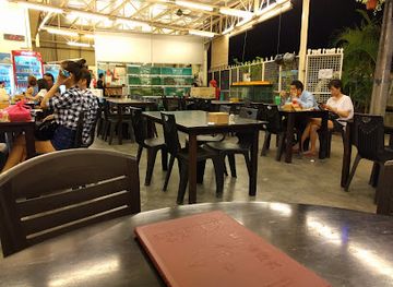 malaysia/johor-bahru/restaurant/saigon-saturday