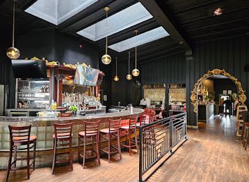 washington/renton/restaurant/ocha-thai-kitchen-and-bar