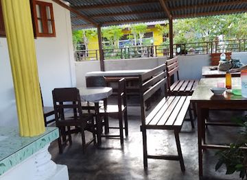 indonesia/maluku-islands/restaurant/empek-empek-banda-neira