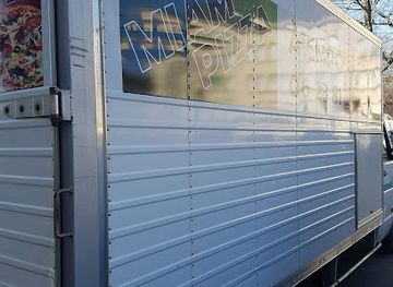 mayotte/bandrele/restaurant/miam-pizza