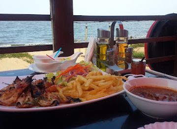 mozambique/bazaruto-archipelago/restaurant/o-farol