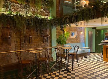 united-kingdom/dundee/restaurant/franks-wine-and-pasta-bar