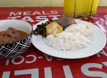 uganda/fort-portal/restaurant/ravens-hotel