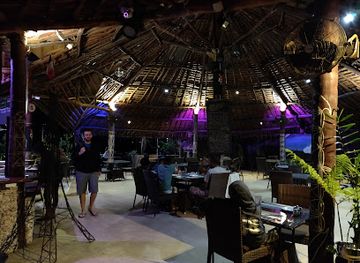 vanuatu/sola/restaurant/pizza-hot-au-fare