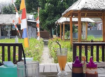 indonesia/west-sulawesi/restaurant/rumah-makan-resto-and-rest-area-d-hafizah-cafe-tegal-tepi-galung-beru-beru-kec-kalukku