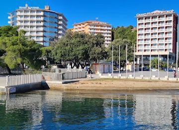 slovenia/portoroz/restaurant/fast-food-moving