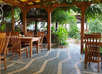 romania/dobrogea-plateau/restaurant/restaurant-insula