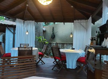 haiti/pic-la-selle/restaurant/mozaik