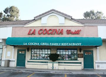 california/santa-clarita/restaurant/la-cocina-bar-grill