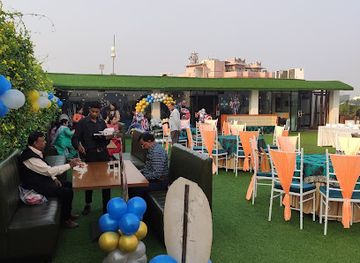 india/kanpur/restaurant/crystal-banquet-and-rooftop-restaurant