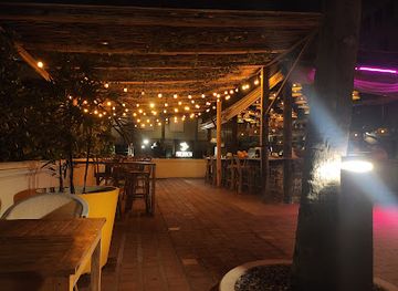 sri-lanka/wet-zone/restaurant/firebeach