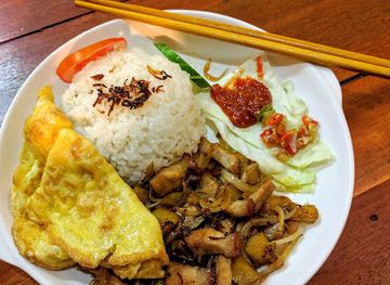 cambodia/sihanoukville/victory-beach/restaurant/barbar-medan-resto