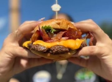 puerto-rico/guanica/restaurant/la-zafra-burgers