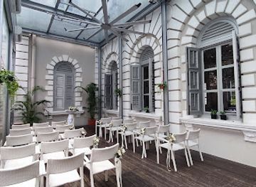 singapore/singapore/restaurant/flutes