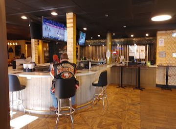 louisiana/kisatchie-national-forest/restaurant/fiery-crab-seafood-restaurant-and-bar-alexandria