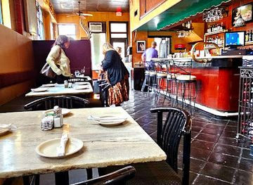 arkansas/hot-springs/restaurant/ambrosia-at-angels