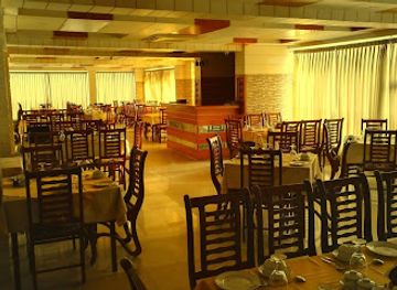 bangladesh/chittagong-division/restaurant/impala-chinese-and-south-indian-restaurant