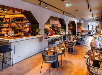 estonia/tallinn/restaurant/restaurant-bar-kolm-sibulat