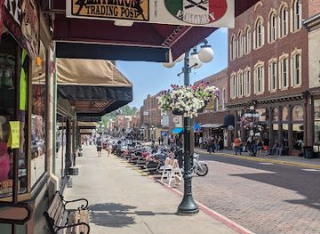 south-dakota/south-central-south-dakota/restaurant/jakes-fine-dining