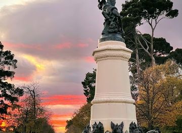spain/madrid/retiro/restaurant/fountain-of-the-fallen-angel