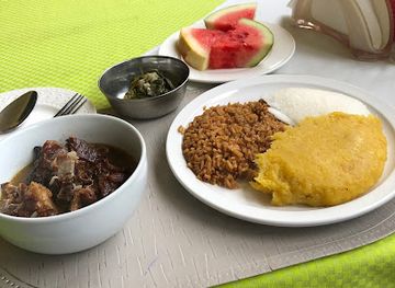 uganda/lake-bunyonyi/restaurant/moonlight-restaurant-kabale