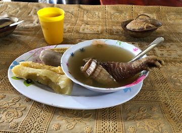 ecuador/southeast-oriente/restaurant/centro-gastronomico-shuar-yawi