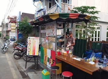 myanmar-burma/tanintharyi-region/restaurant/monday-s