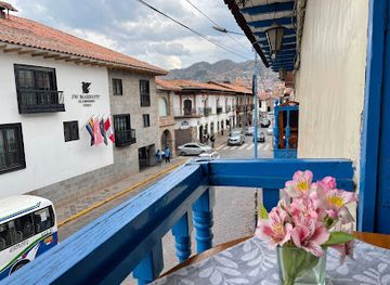 peru/cusco/historic-center/restaurant/mama-seledonia
