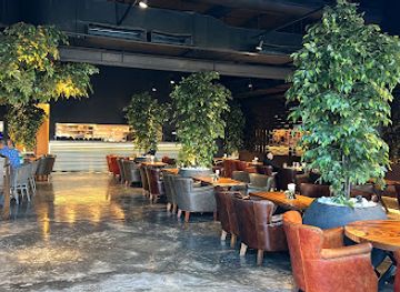 oman/rub-al-khali-desert/restaurant/kalabash-restaurant-lounge