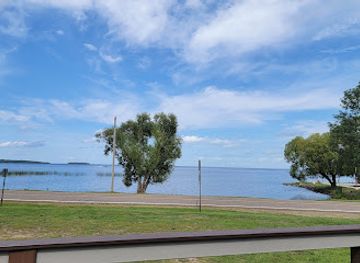 minnesota/mille-lacs-lake/restaurant/the-launch-bar-and-grill
