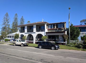 australia/mid-north-coast/restaurant/the-point-cafe-restaurant