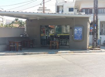 lebanon/batroun/restaurant/uncle-acho