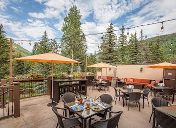 colorado/vail/restaurant/the-fitz-bar-bites