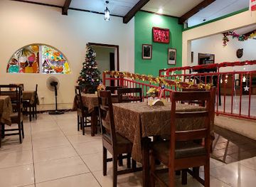 liberia/ganta/restaurant/evelyn-s-cuisine