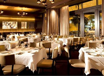 arizona/scottsdale/scottsdale-fashion-square/restaurant/mastro-s-city-hall
