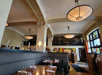 montana/missoula/restaurant/scotty-s-table