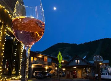 wyoming/snow-king-mountain-resort/restaurant/gather-in-jackson-hole-for-food-drink