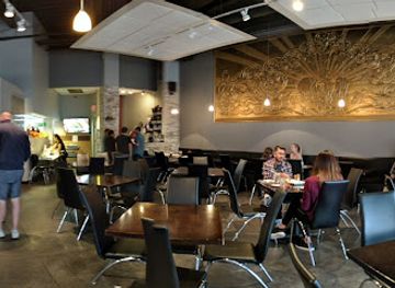 nebraska/omaha/aksarben-village/restaurant/mai-thai-omaha