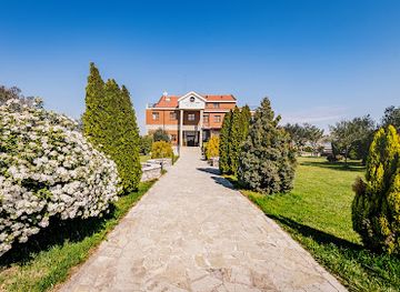 montenegro/zeta-river-valley/restaurant/hotel-aria