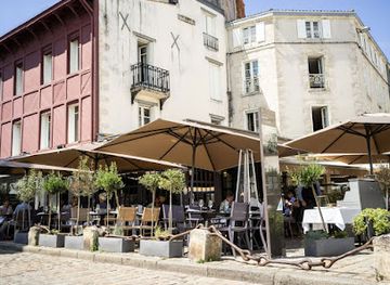 france/la-rochelle/vieux-port/restaurant/restaurant-les-flots