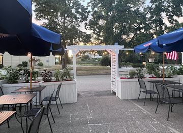 connecticut/mystic-seaport/restaurant/mystic-royal-restaurant