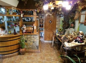 moldova/balti-county/restaurant/salcioara