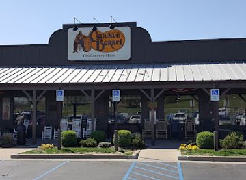 tennessee/highland-rim/restaurant/cracker-barrel-old-country-store