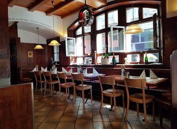 switzerland/basel/grossbasel/restaurant/gifthuttli